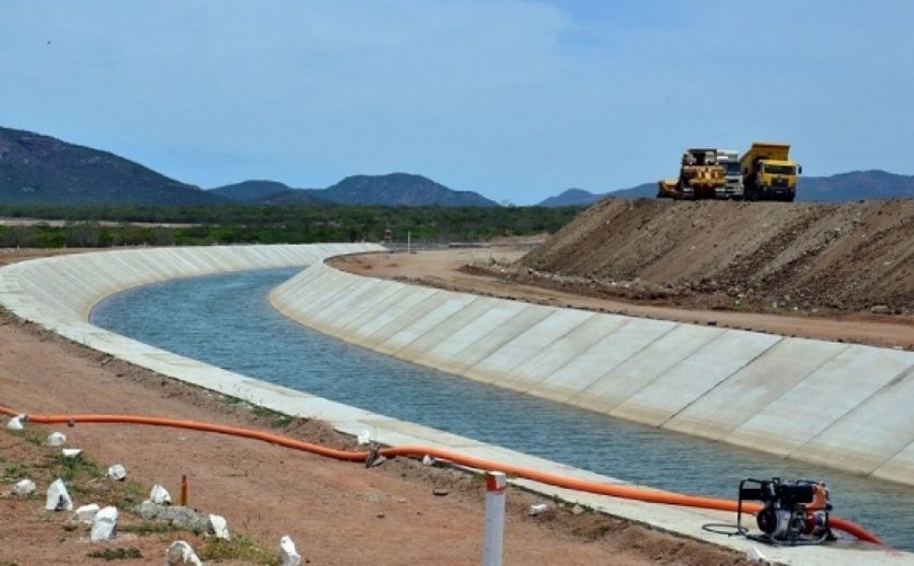 Governo de Alagoas vai bancar a continuidade das obras do Canal do Sertão