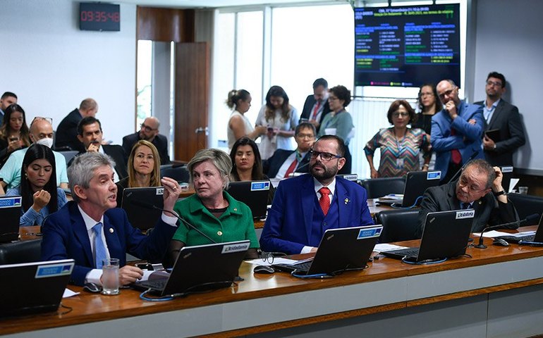 CMA aprova Parque da Chapada dos Guimarães sob gestão de Mato Grosso