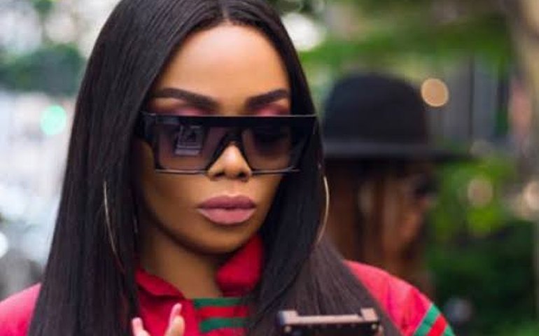 Documentário ‘Public Figure’ explora a era e os efeitos das redes sociais