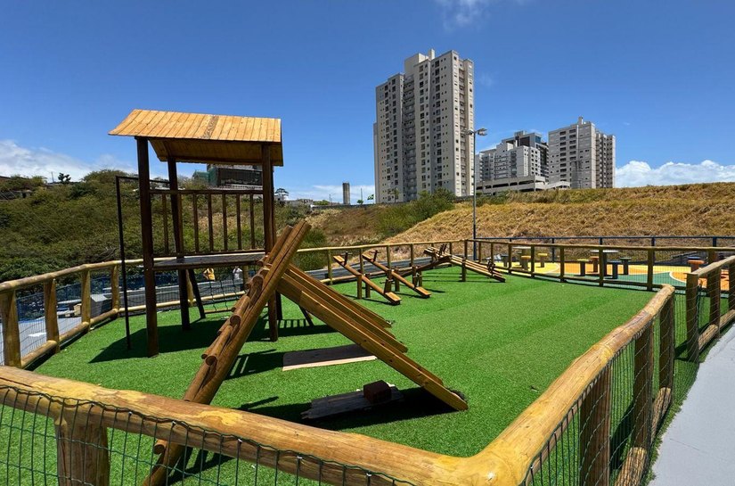 Brota na Grota avança com obras que garantem mobilidade aos moradores da Grota do Arroz