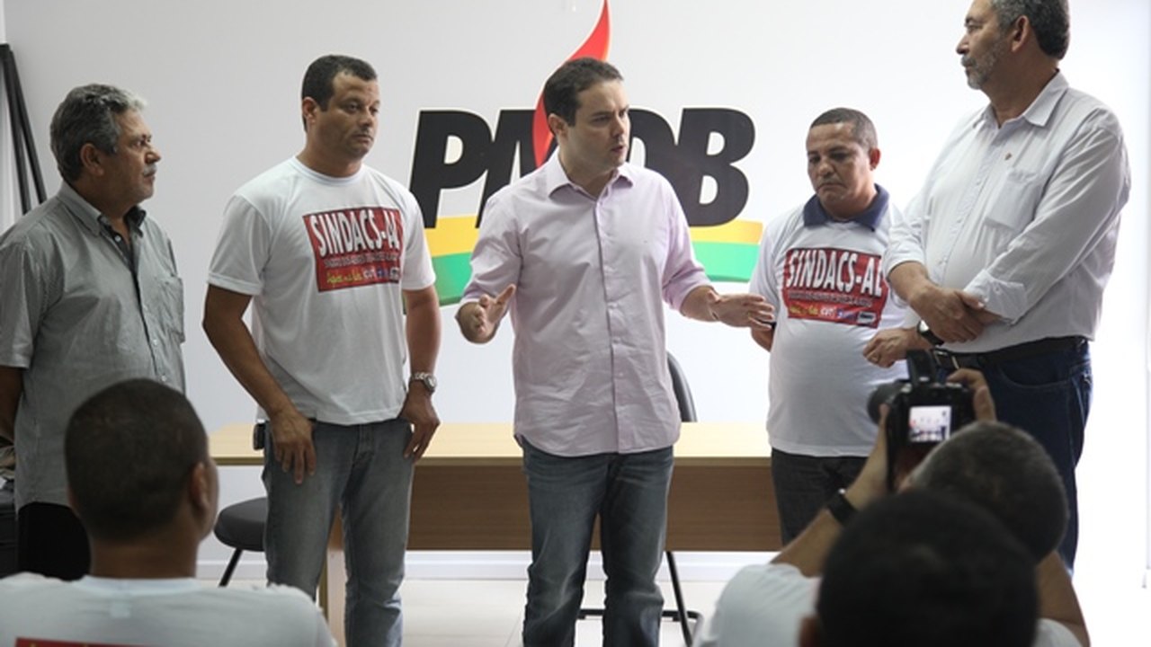 Renan Filho e Paulão promovem encontro para lutar pelo piso dos agentes comunitários