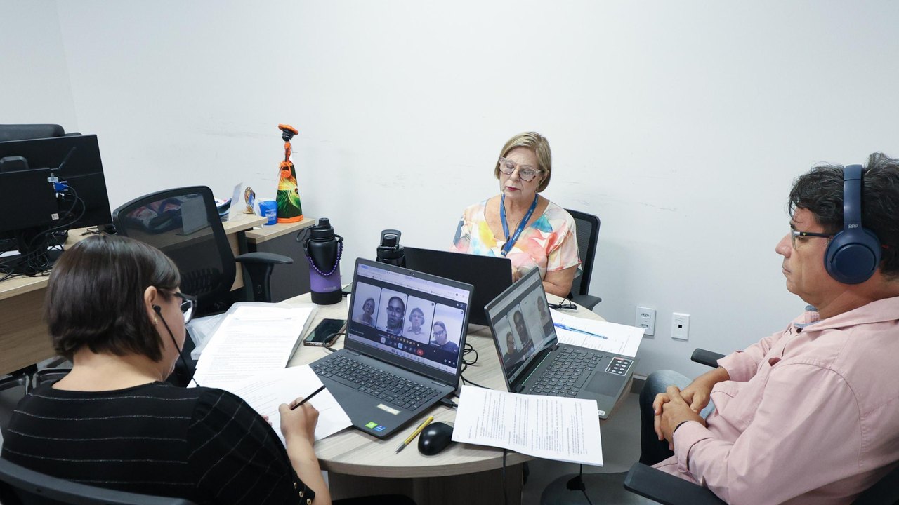 Educação realiza entrevistas para selecionar monitores do programa Daqui Pra o Mundo 2026