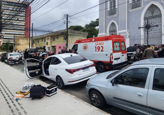 Troca de tiros termina com um morto e feridos no Centro de Maceió