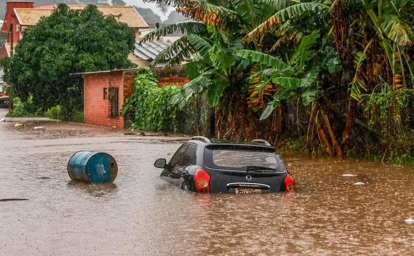 Enchentes no RS: 78 mortes e mais de 840 mil afetados
