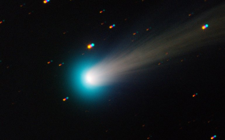 Será possível ver da Terra a 2ª cauda que surgiu de repente no cometa PANSTARRS