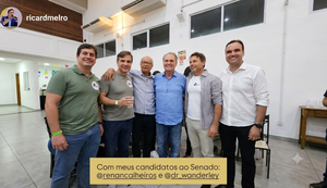 Melro ao lado de Renan Calheiros, do deputado estadual Dr. Wanderley e de outras lideranças do MDB - Foto: Reprodução