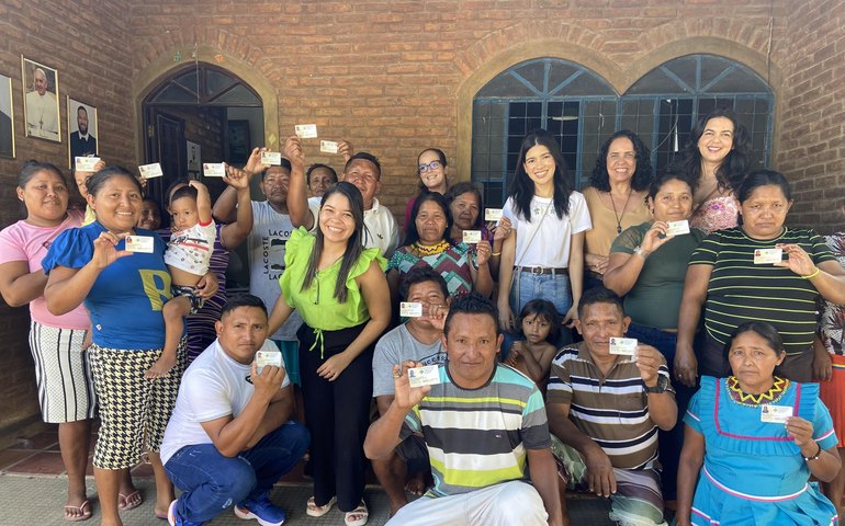 Povos Warao recebem carteira de artesão e conquistam oportunidade de formalização e reconhecimento