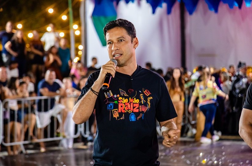 Rodrigo Cunha prestigia abertura do Festival Municipal de Quadrilhas Juninas em Jaraguá