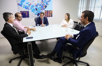 Procurador-geral de Justiça recebe representantes da Softplan para discutir parcerias e aprimoramento tecnológico