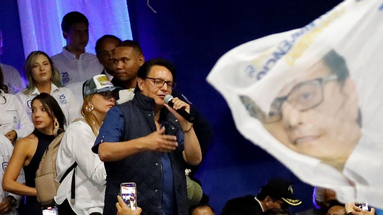 FBI ajudará Equador a esclarecer assassinato de candidato presidencial