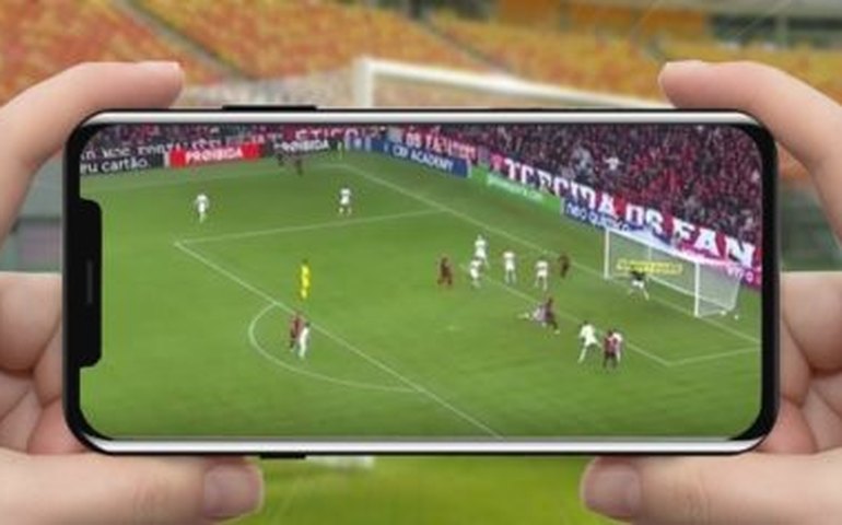 Clubes brasileiros apostam no digital para minimizar impactos pela falta de jogos