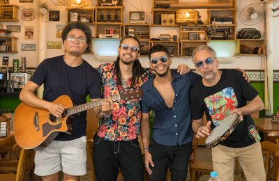 Músicos alagoanos desafiam rótulos em encontro inédito entre samba e brega no mesmo palco