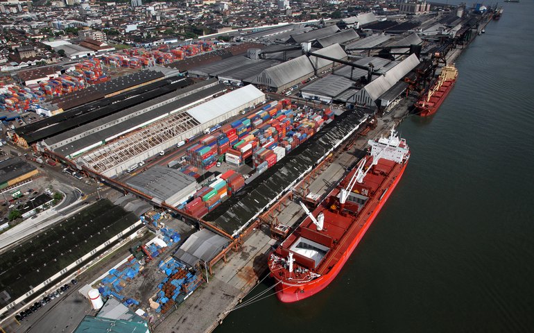 Minério de ferro foi a carga mais movimentada pelo setor portuário em 2020