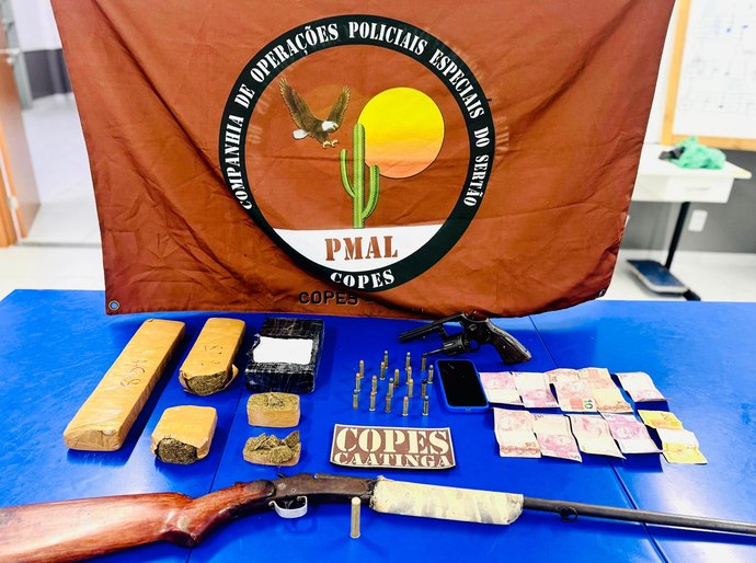 PM apreende 36 armas de fogo e mais de 17 Kg de drogas na última semana em Alagoas