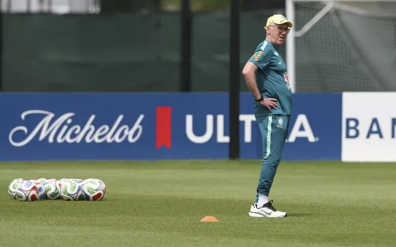 Ancelotti esboça time titular para estreia do Brasil na Copa