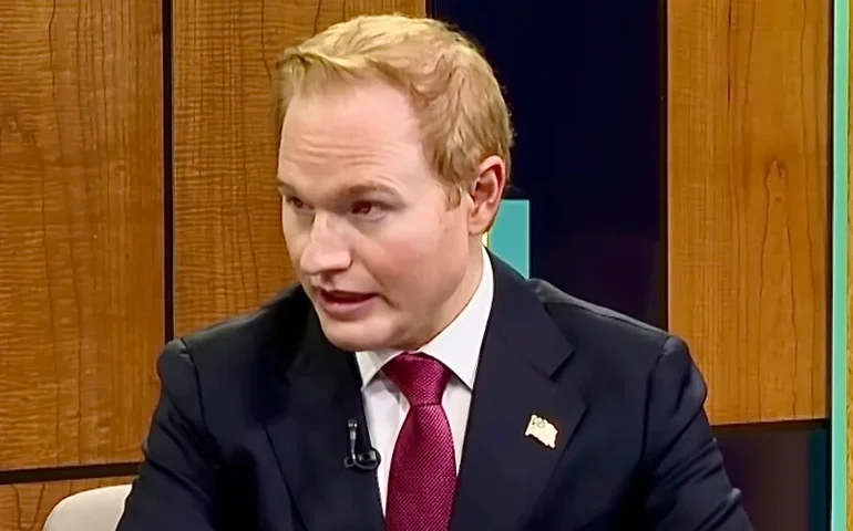 Advogado de Trump critica prisão de Bolsonaro e aponta desrespeito após redução de tarifas