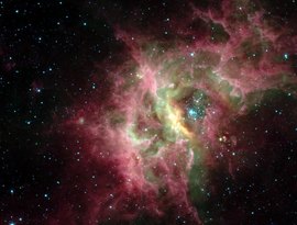 Telescópio registra imagem de 'morcego cósmico' a 10 mil anos-luz da Terra