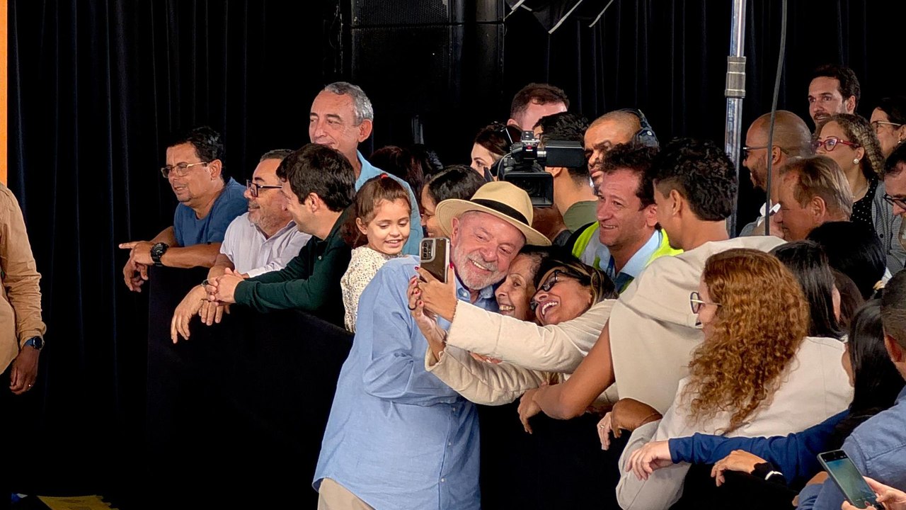 Quem é o amigo de um presidente é o povo, não Vorcaro, diz Lula