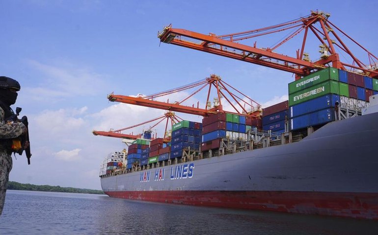 Declarado estado de emergência em principais portos do Equador para combater narcotráfico e extorsão