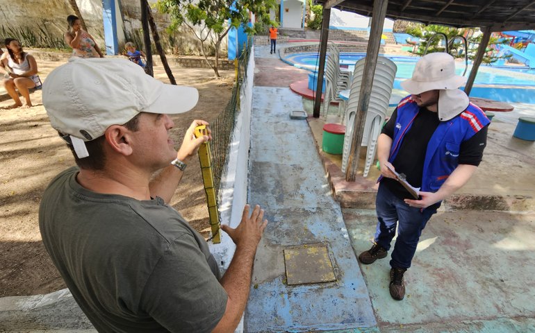 Parque Aquático é interditado e multado por irregularidades ambientais