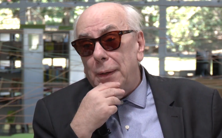 Morre aos 70 anos Régis Bonvicino; relembre a trajetória do poeta paulistano