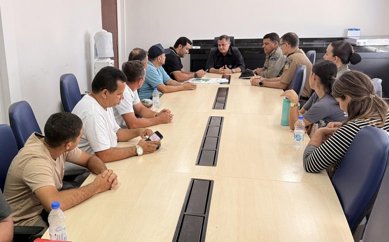 SSP/AL recebe vereador e representantes de grupo envolvido em disputa de terras em Palmeira dos Índios