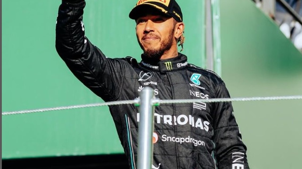 'Blitz supersecreta', cortina de fumaça com Sainz, fúria de Wolff: como a Ferrari conquistou Hamilton