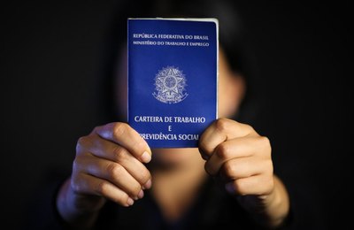 Discriminação e desemprego afetam profissionais acima dos 50 anos