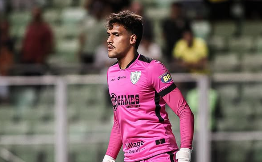 Goleiro do América-MG sofre ameaças e ataques à família após classificação contra o Cruzeiro