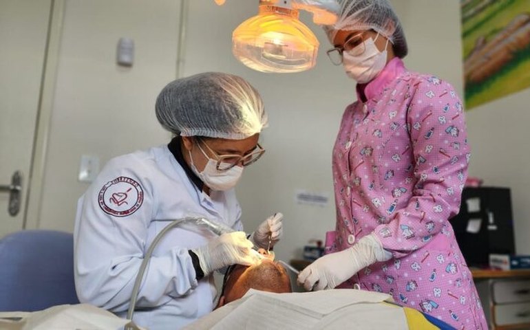 Prefeitura realiza 200 mil procedimentos dentários em dois anos de mandato do prefeito Luciano Barbosa