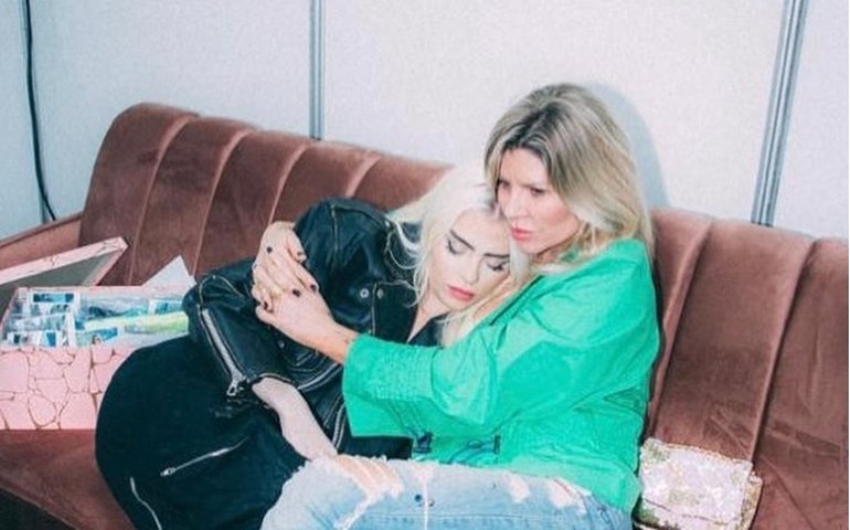 Especialista em autocuidado, mãe de Luísa Sonza faz post reflexivo: 'Mude a forma como você reage aos fatos'