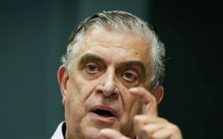 Insatisfeitos, clubes definem exigências para assinatura da criação da Libra