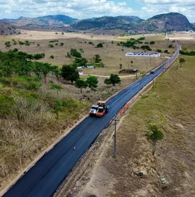 Governo de Alagoas entrega trecho da rodovia AL-105 restaurada