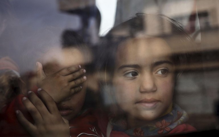 Análise: tensão sectária leva Síria a uma nova escalada de violência com 'aval' do Ocidente