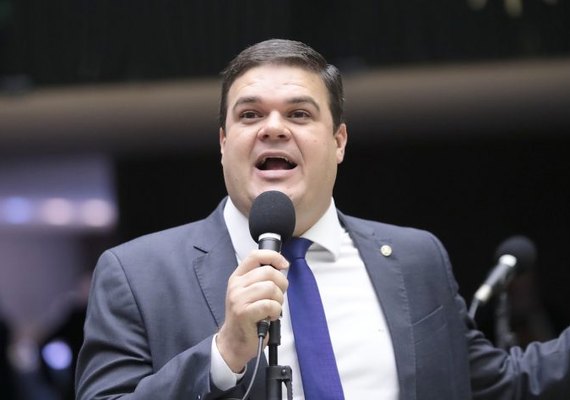 Projeto prevê pagamento de adicional de insalubridade de 40% para enfermeiros