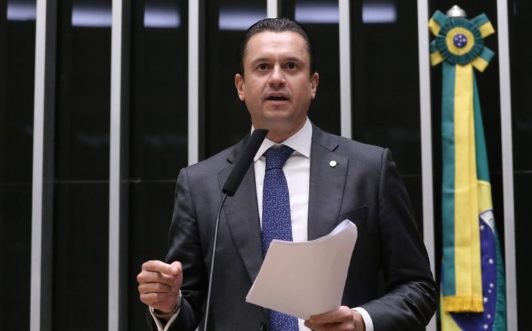 Câmara aprova medidas para coibir 'golpe do falso advogado'