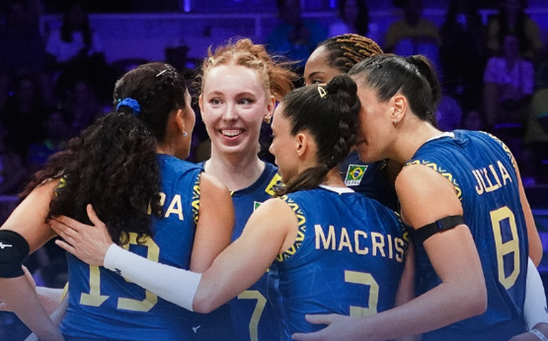 Nova seleção brasileira brilha contra República Checa na largada da Liga das Nações de Vôlei