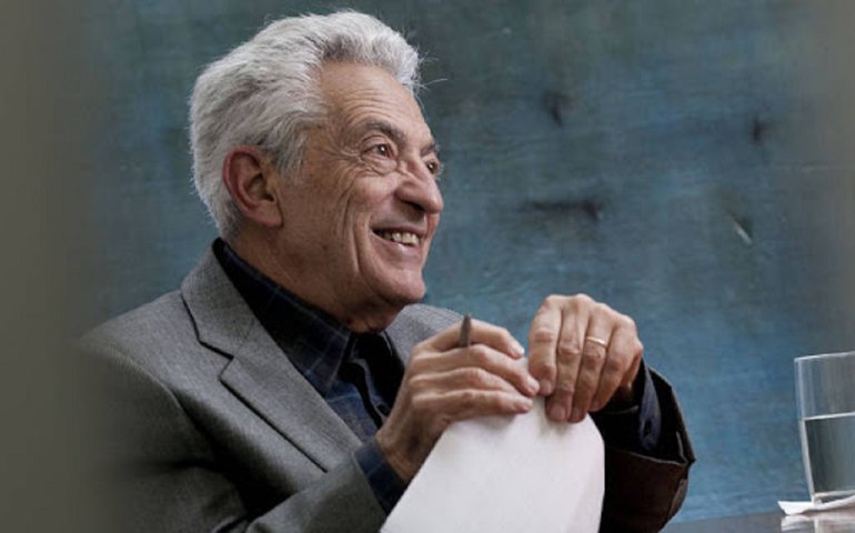 Morre o crítico literário Alfredo Bosi