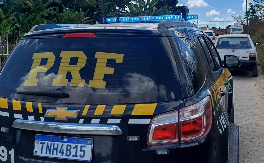 Homem é preso com carro furtado comprado por R$ 2,5 mil em feira de Maceió