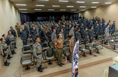 Polícia Militar promove aula inaugural de mais um Curso de Policiamento Montado