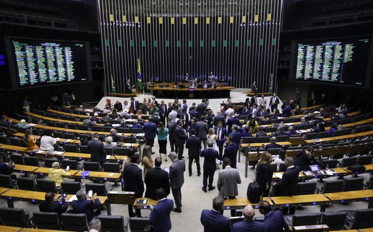 Câmara aprova MP que destina R$ 118,2 milhões para ações de recuperação no RS