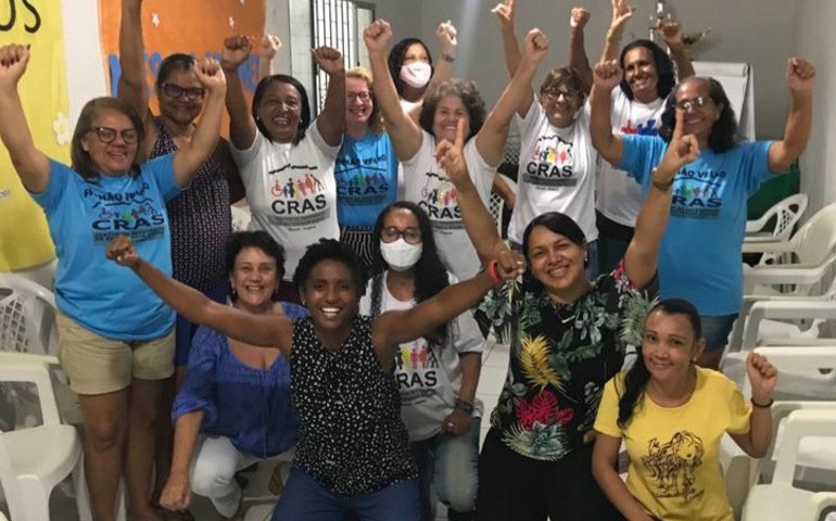 Mulheres do Serviço de Convivência participam de palestra sobre educação financeira