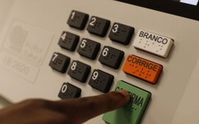 Metade do crescimento dos partidos após 2020 ocorreu em estados com governadores eleitos; veja dados