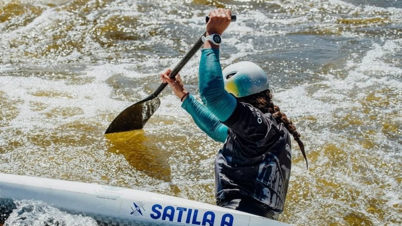 Ana Sátila é campeã do C1 na Copa do Mundo de canoagem slalom na Espanha