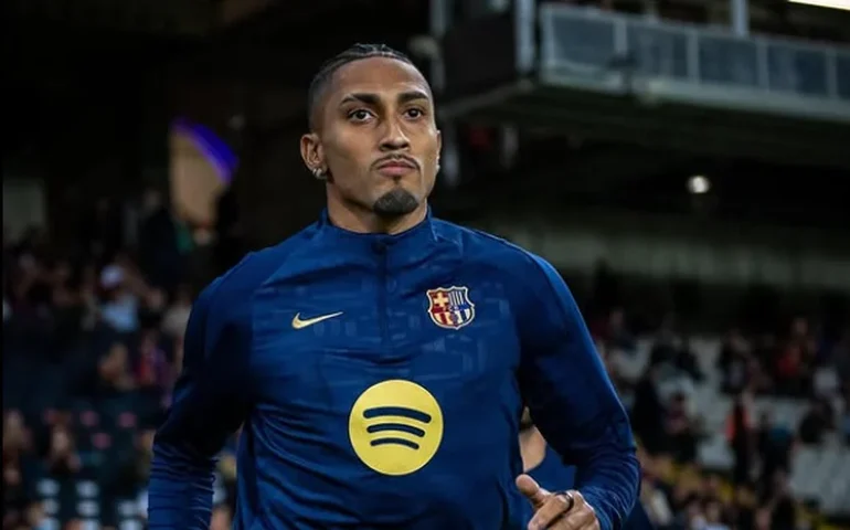 Raphinha é indicado ao prêmio Fifa The Best; outros brasileiros disputam seleção da temporada