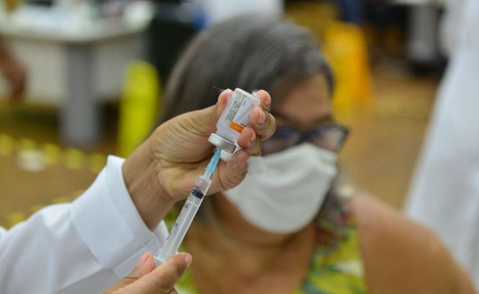 vacinação da primeira dose (D1) atingiu 101 milhões de pessoas vacinação da primeira dose (D1) atingiu 101 milhões de pessoas