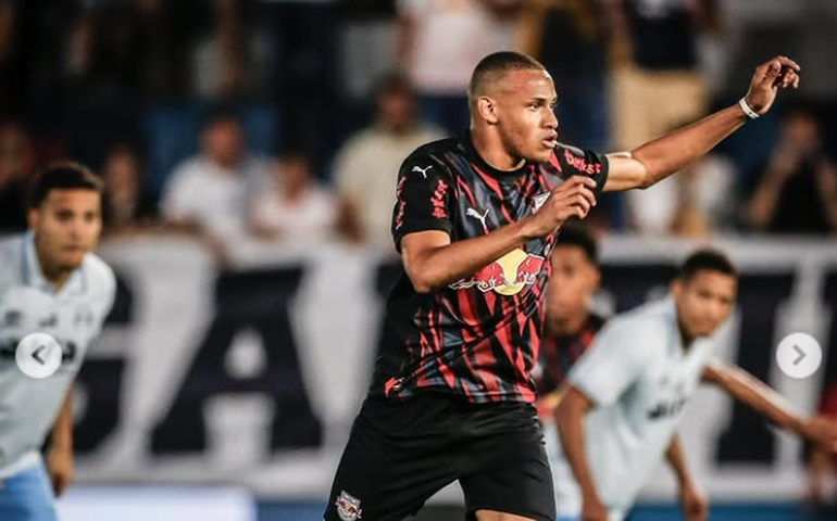 Grêmio perde para Red Bull Bragantino em jogo polêmico decidido aos 60 minutos do segundo tempo