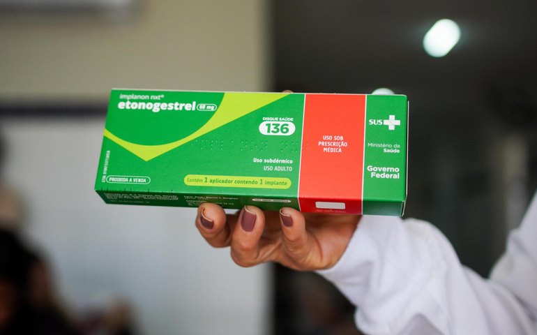 Sesau realiza oficina sobre implante contraceptivo para prevenir gravidez não planejada