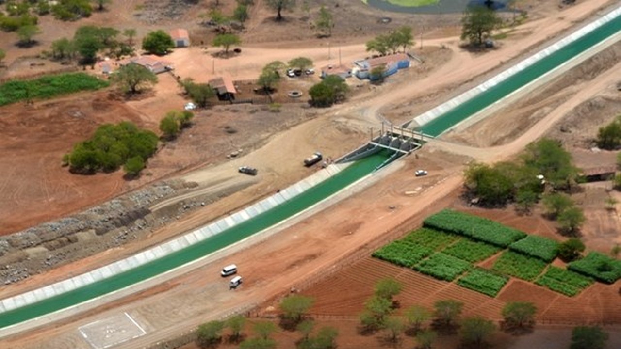 Ministro se propõe a buscar formas para ajudar Estado a ‘tocar’ obras