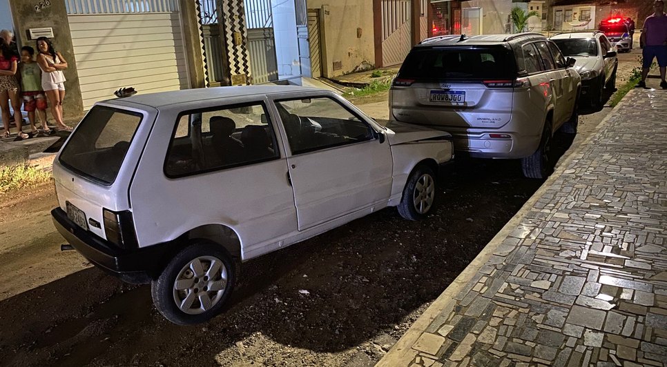 Motorista embriagado é detido após colidir com carro estacionado em Aracaju / Foto: Foto: CPTran/SE